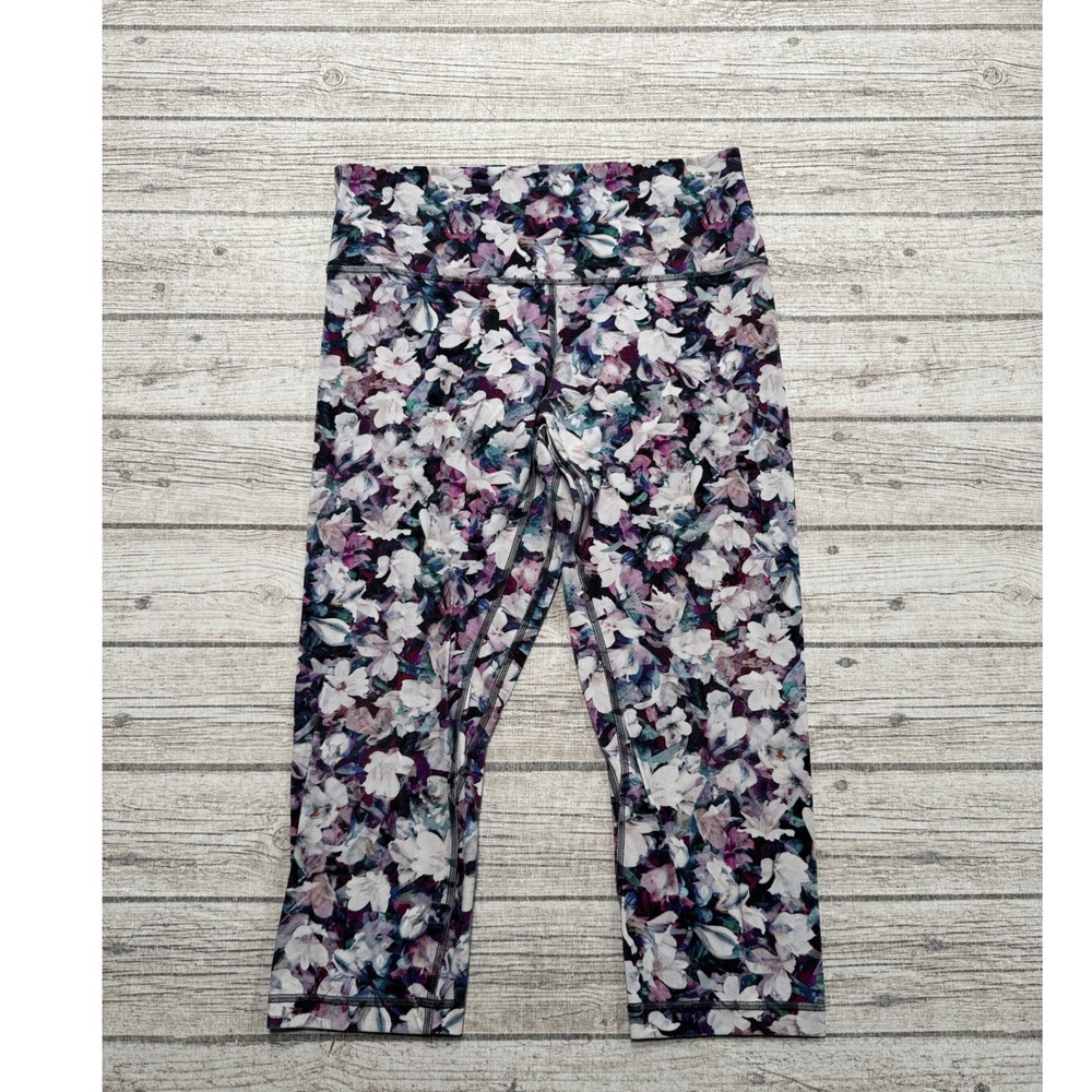 Lululemon Leggings Women's 30 Purple White Floral High Rise Wunder Under Cropped